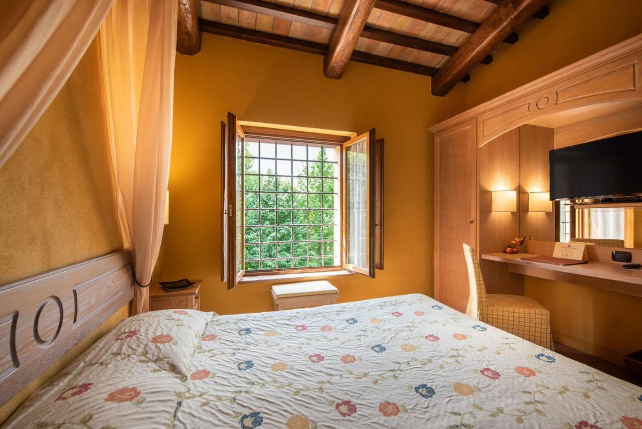 Hotel Borgo Lanciano à Castelraimondo Extérieur photo