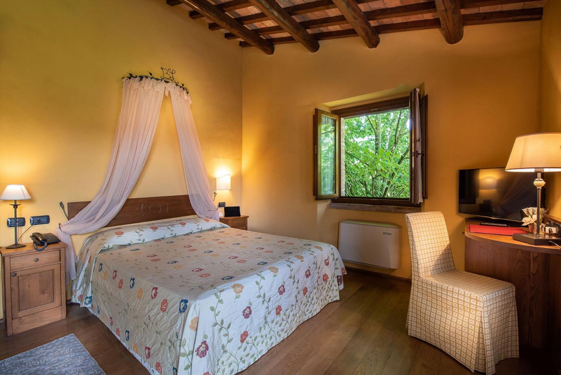 Hotel Borgo Lanciano à Castelraimondo Extérieur photo