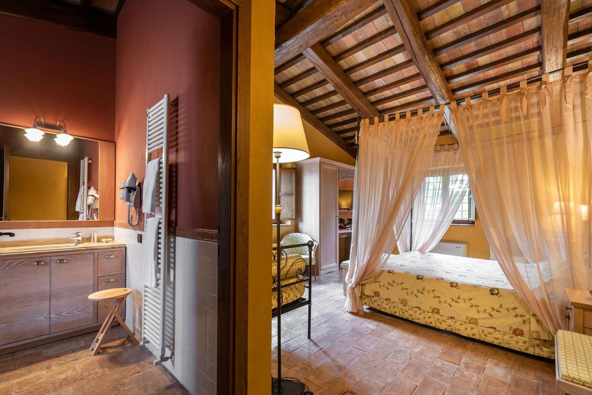 Hotel Borgo Lanciano à Castelraimondo Extérieur photo